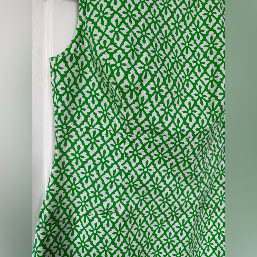 American Living Green & White Geometric Floral Sheath Dress - Size 8 - Picture 6 of 16